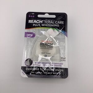 New Reach Total Care Plus Whitening Mint Floss - 30 yd